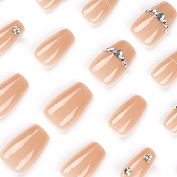 Nude glam | Press on Nails