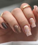 Muted brown nails