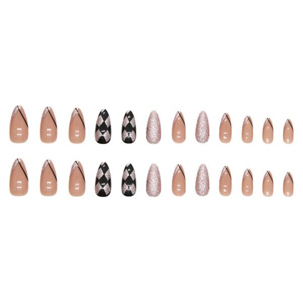 Check Glam | Press on Nails
